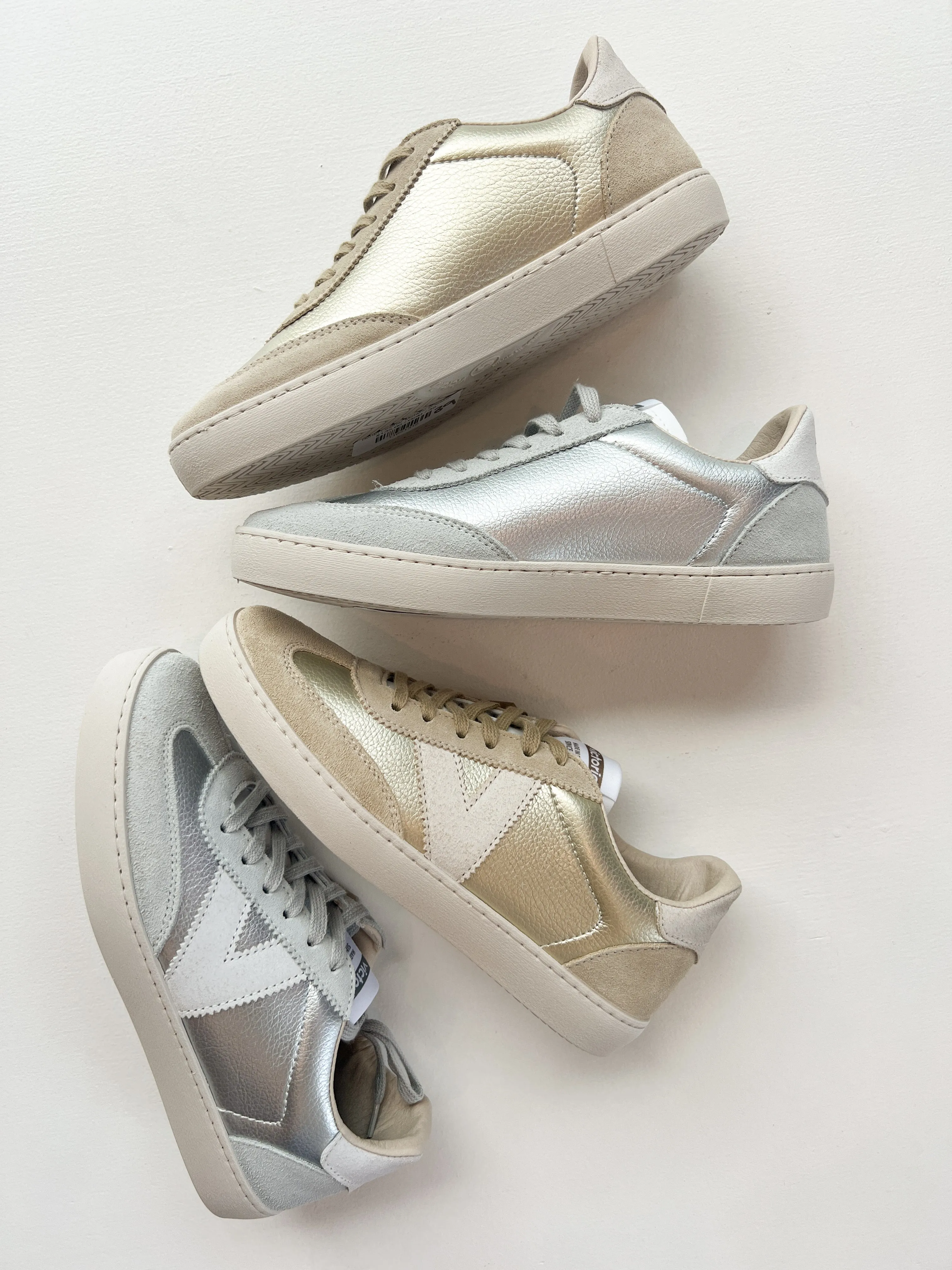BerlÍn Leather Metallic Sneaker