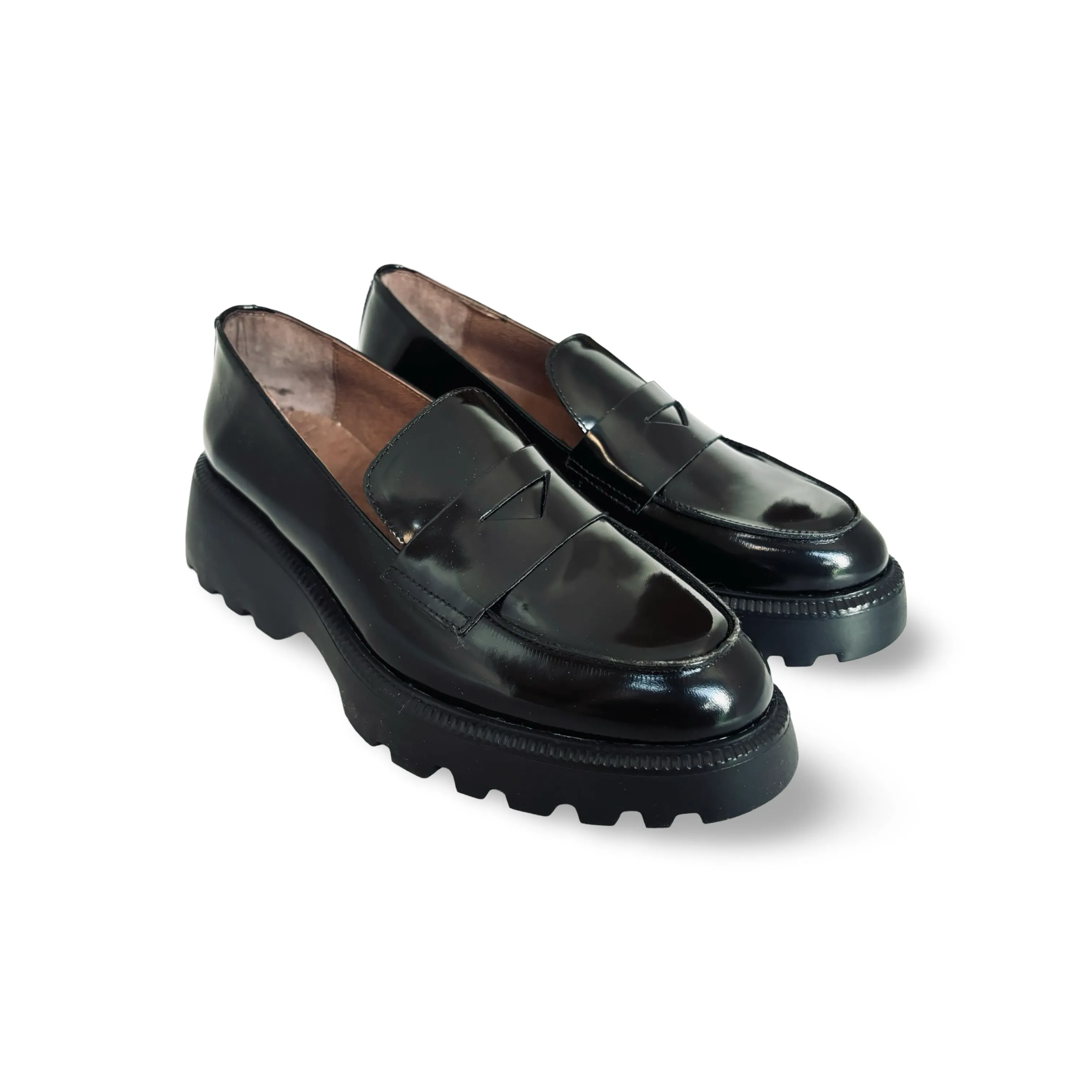 C7202 Black Leather Loafer