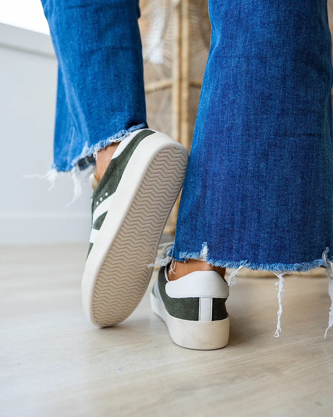 Corkys No Chaser Corduroy Sneakers - Green