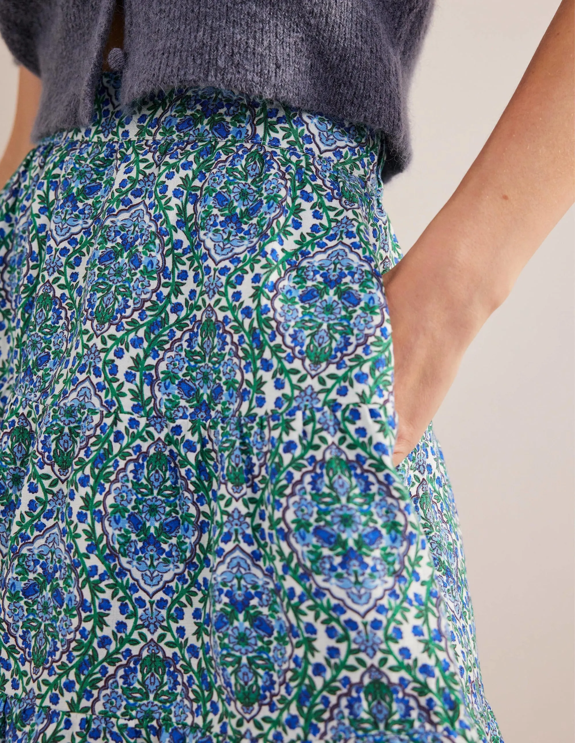 Pull On Tiered Linen Skirt-Green, Opulent Vine