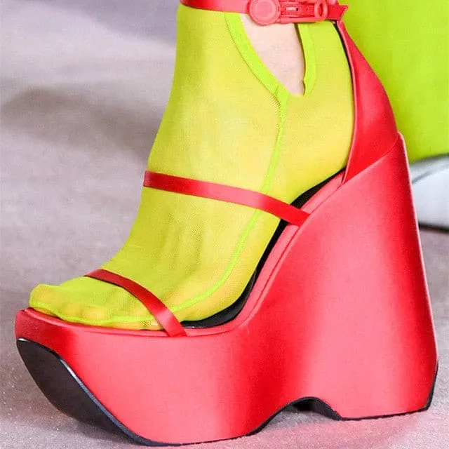 Simple Handmade  Wedges