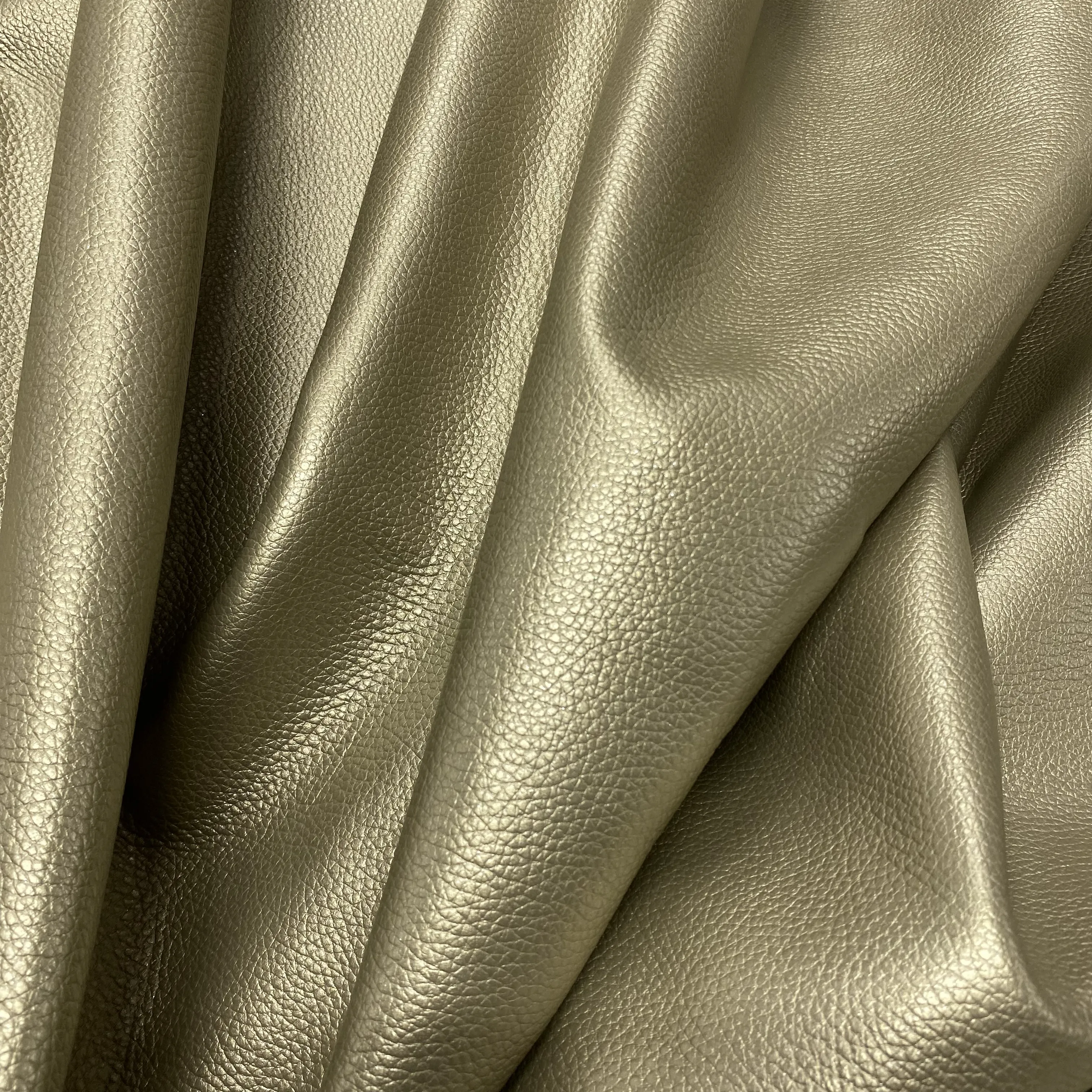 Trevol Cow | Quarter Hide