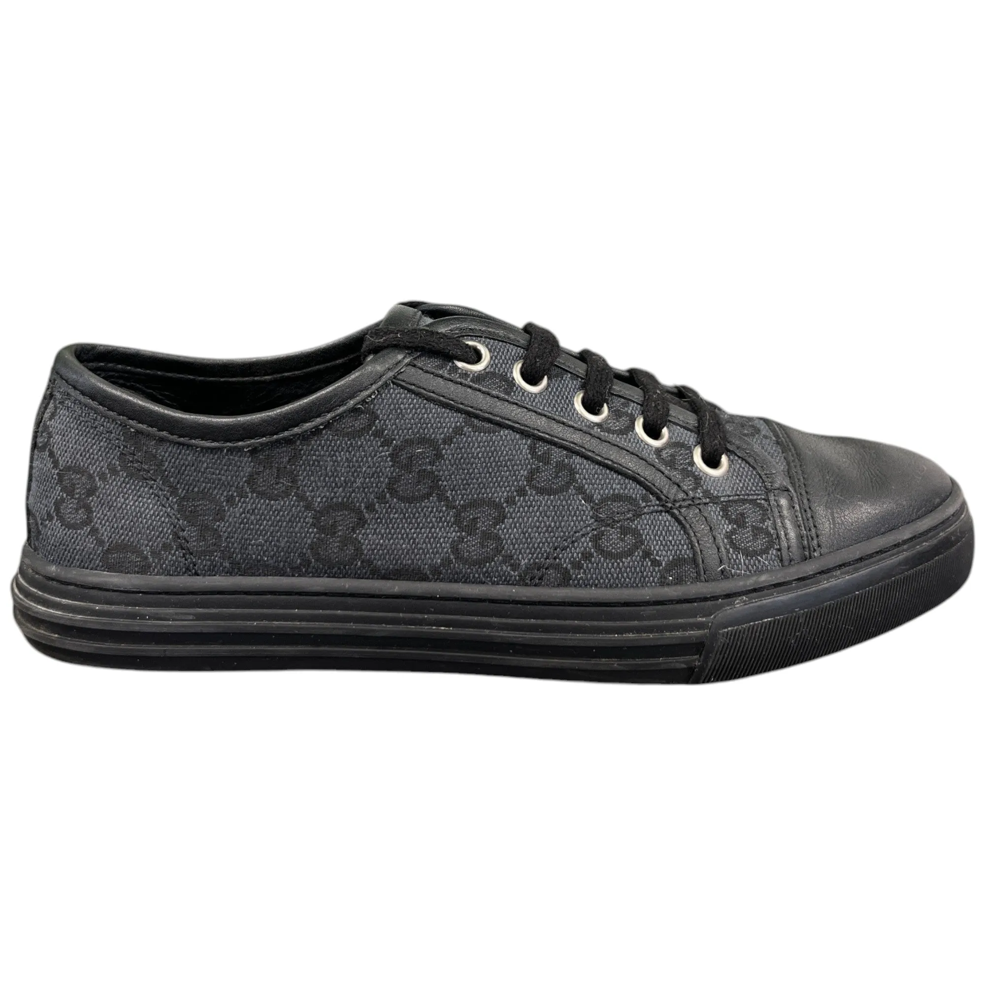Women's Gg Supreme Low Trainers Black Size EU 35 / UK 2