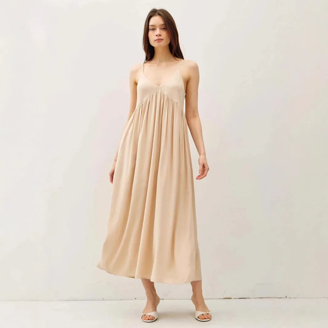 Womens Maxi Dress  Flowy Fit  Lightweight Chiffon  V-Neck  Spaghetti Straps
